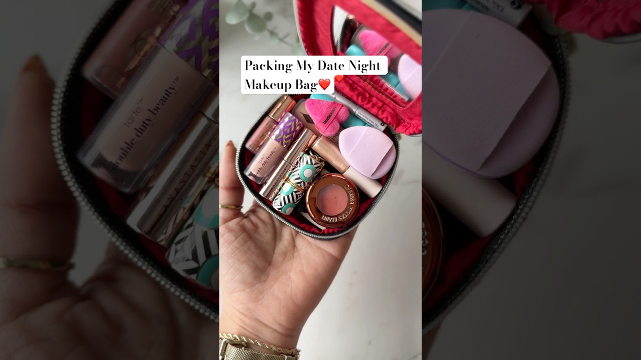 Prepared for tiny touchups ☺️💗💋