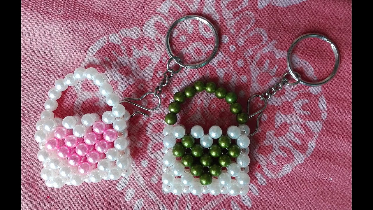 BEAUTIFUL KEY RING WITH PUTTY পুতি দিয়ে সুন্দর চাবির রিং