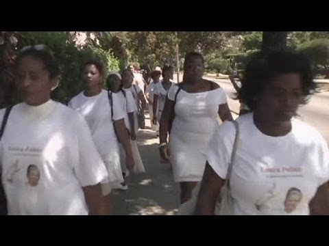 السلطات الكوبية تعتقل عشرات النسوة