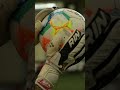 ¡El Egotiko Vengador Pro es el guante ideal para tus atajadas en cada partido! 🥅⚽🧤🔥 #Rinat