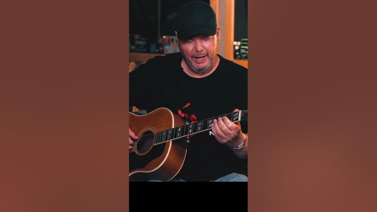 Christopher Cross talks and plays “Sailing” #shorts #christophercross  Christopher Cross talks and plays “Sailing” #shorts #christophercross 