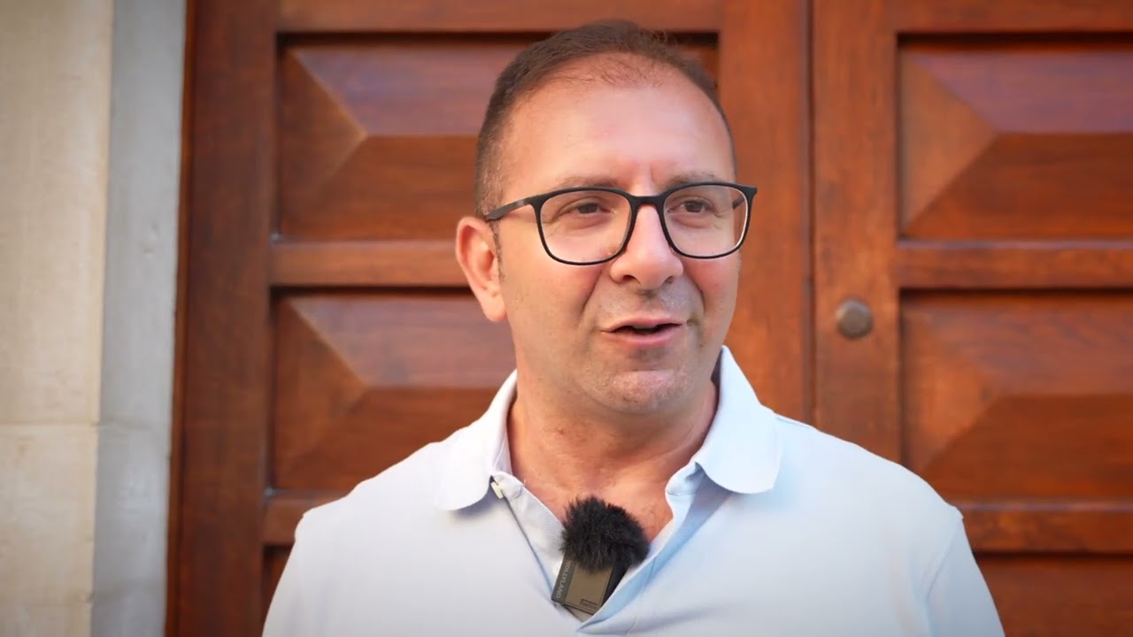 Palo del Colle "Autentica e fiera come un tarallo"