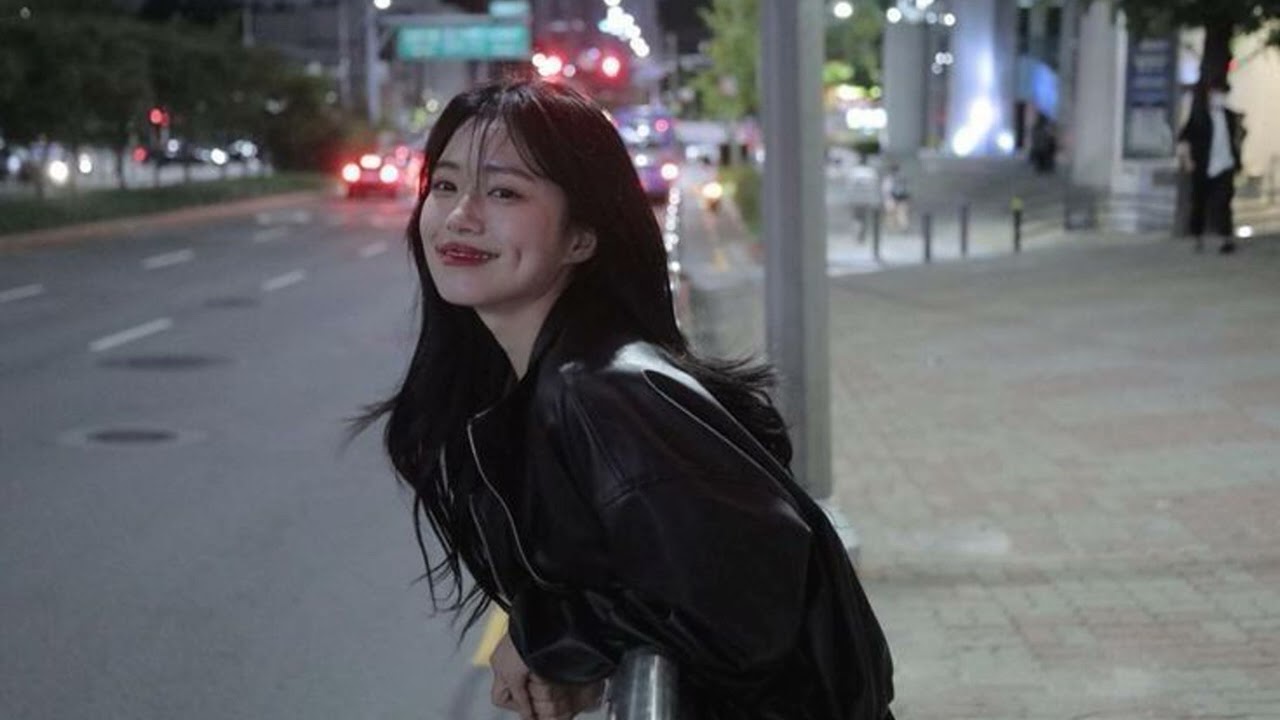 밤거리의 미소 (Smile on the Night Street) – Mi.Hwang | 미황