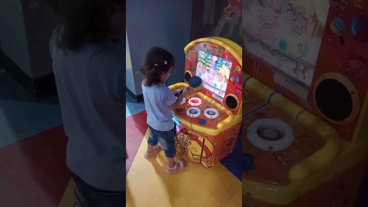 Kids are enjoying indoor summer games and activities for childrens