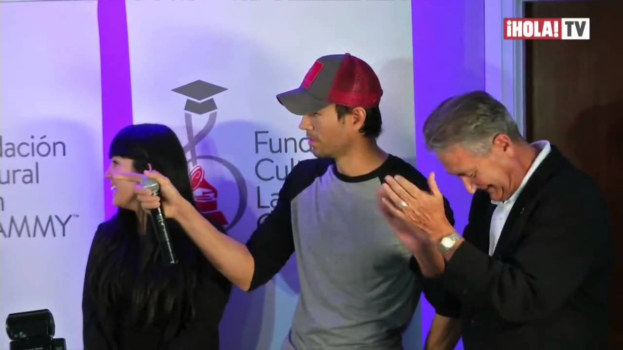 Enrique Iglesias llega a los 40 con muy buen humor y un gran espíritu