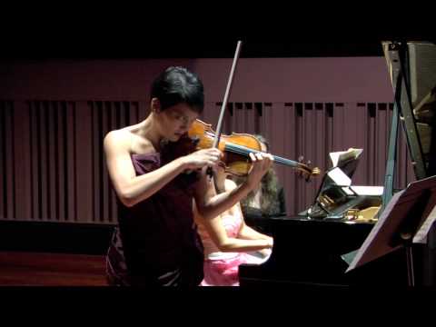 Anne Akiko Meyers & Wendy Chen Play Bartok's Roumanian Folk Dances