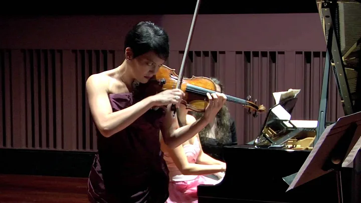 Anne Akiko Meyers & Wendy Chen Play Bartok's Rouma...