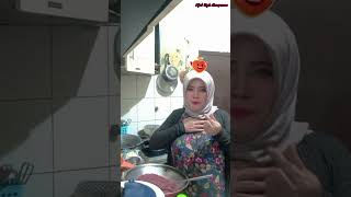 hijab live tante iis gunung gede lagi masak | hijab style mempesona