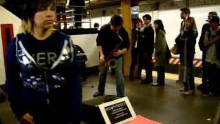 Union Sq in NY street music Oct 2010