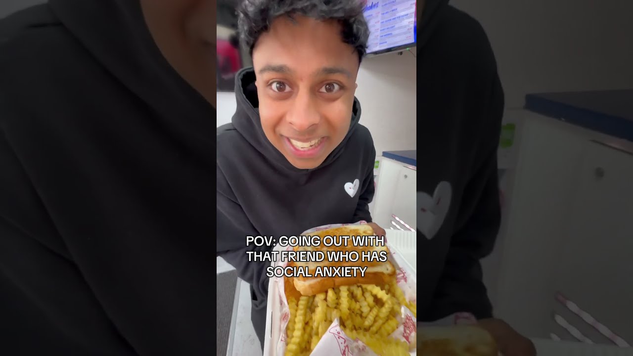 POV EATING WITH THE FRIEND WHO HAS SOCIAL ANXIETY