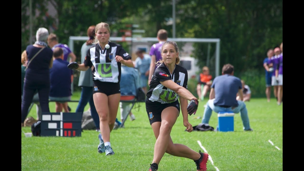 KNKB Media (c) 2021 | Schoolj m Reduzum