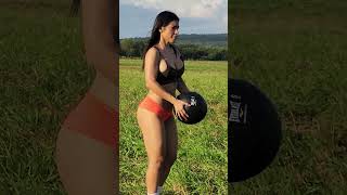 ahora, toca entrenar con la #gymball #gymmotivation #gymworkout #gymlover