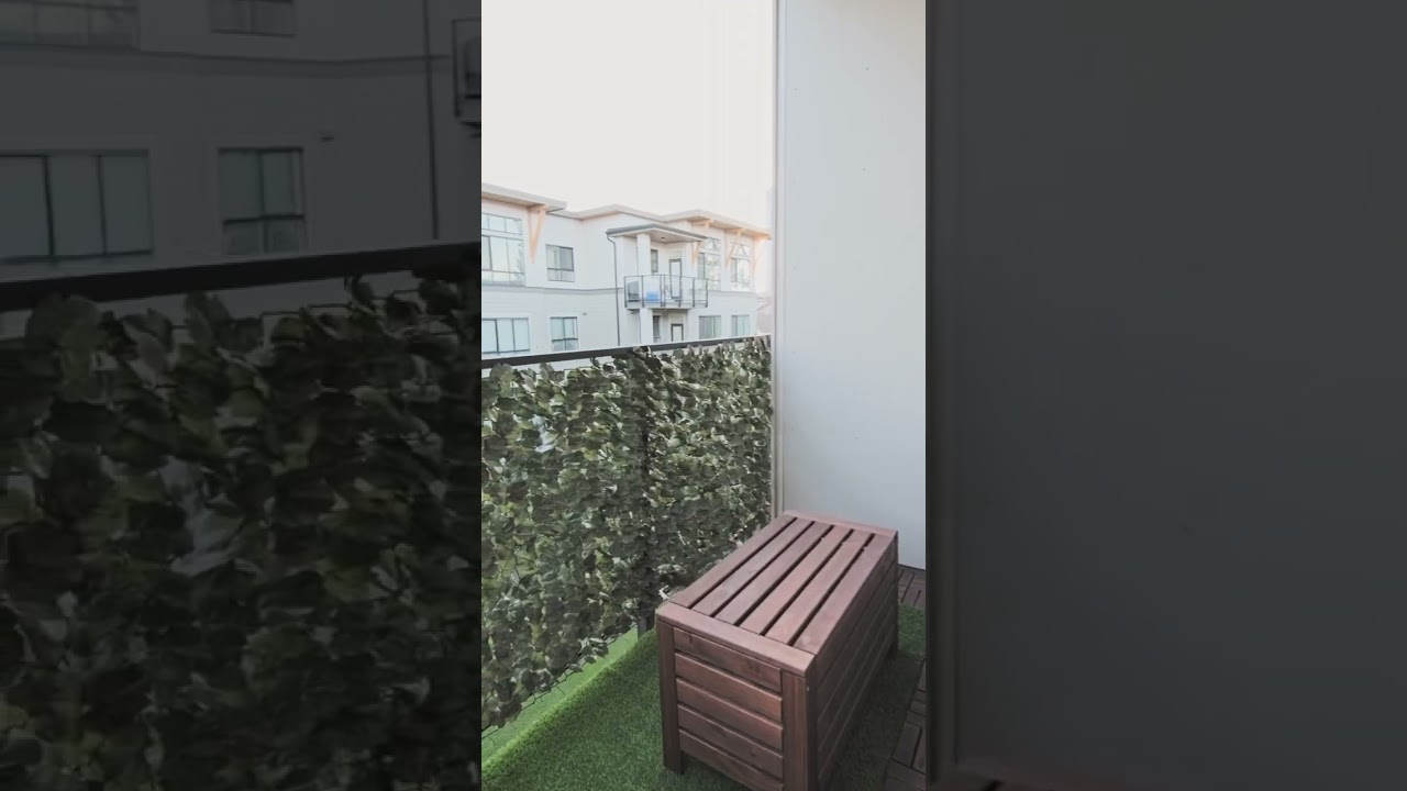 402 10477 154 St (GUILDFORD) Surrey // 2 BEDROOM CONDO // Christopher Real Estate