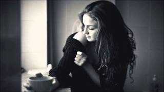 Vignette de la vidéo "The Look Of Love - Shelby Lynne"