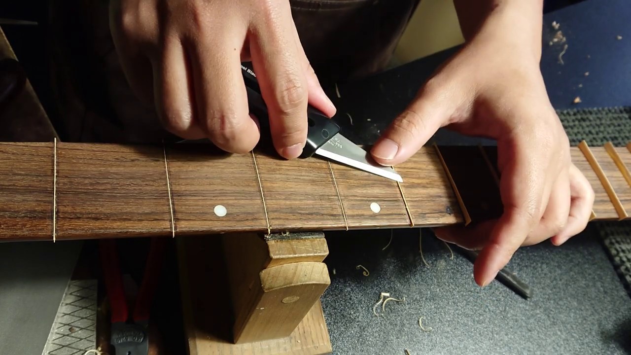 Fretless Bass Conversion Process 有琴格改無琴格貝斯 Youtube Fretless Bass Conversion Process 有琴格改無琴格貝斯 Youtube