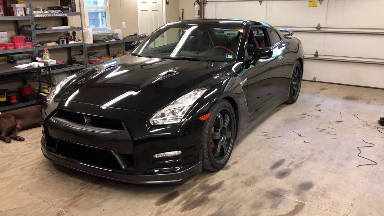 Nissan GT-R Remote Start