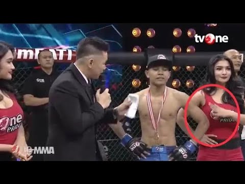 VIRAL!Detik-Detik Payudara SIVA APRILIA Tertoel Sikut Adi Paryanto DiAjang ONE PRIDE MMA Full [HD]