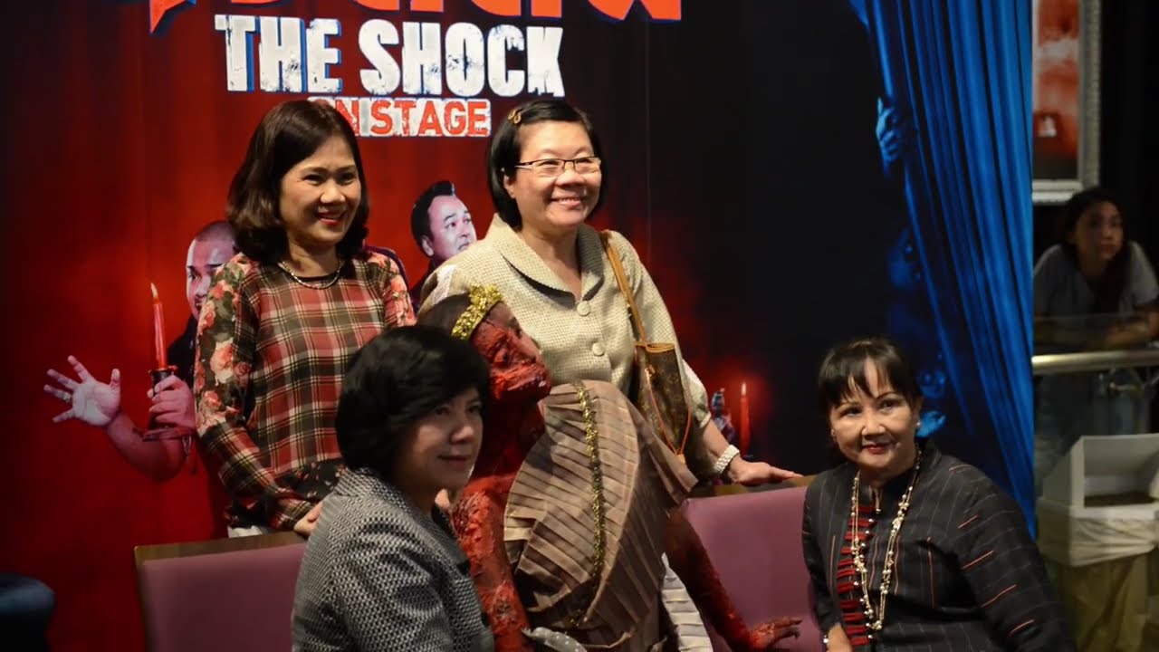 นั่งติดผี Theshock on stage