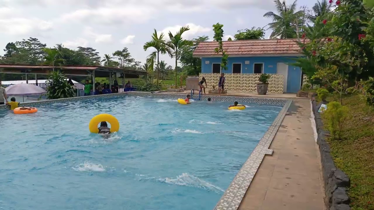 Kolam Renang Salaka Land Kuningan Tahun 2025