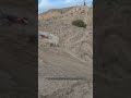 انهيار ترابي ضخم من أعلى التل! 😱⛰️