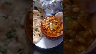 Tandoor Nan With Corn Curry