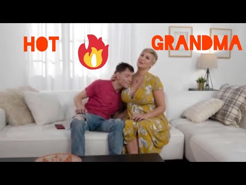 Hot Grandma Making Funny😋🍒😜😍😘
