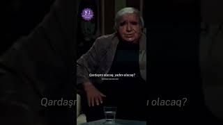 Ramiz Rövşən Qara Paltarlı Qadın