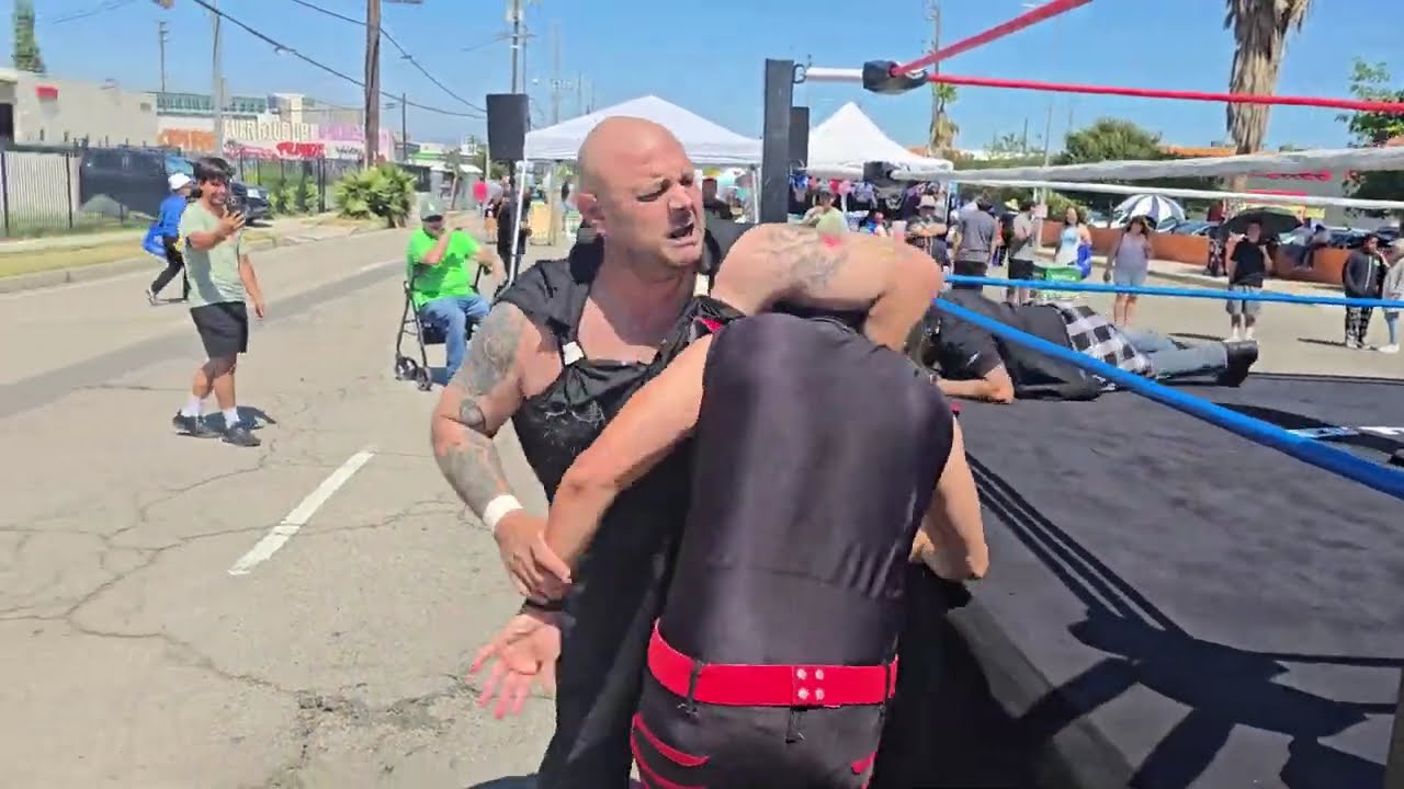 Red Bat vs Insaniac vs Kasey