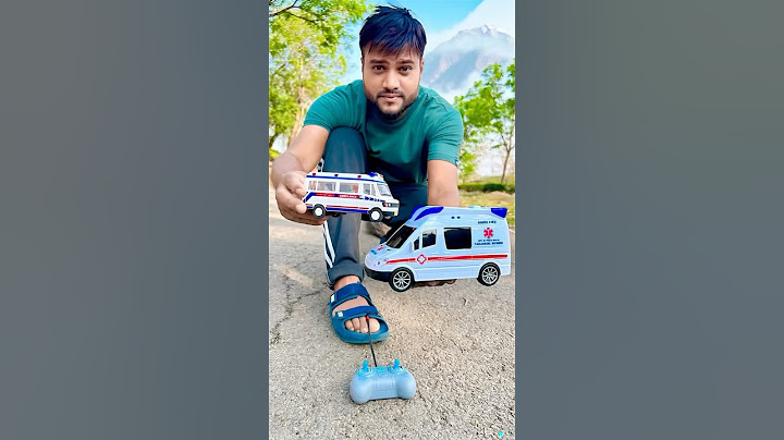 Big RC City Ambulance 🚑 vs small RC Ambulance 🔥