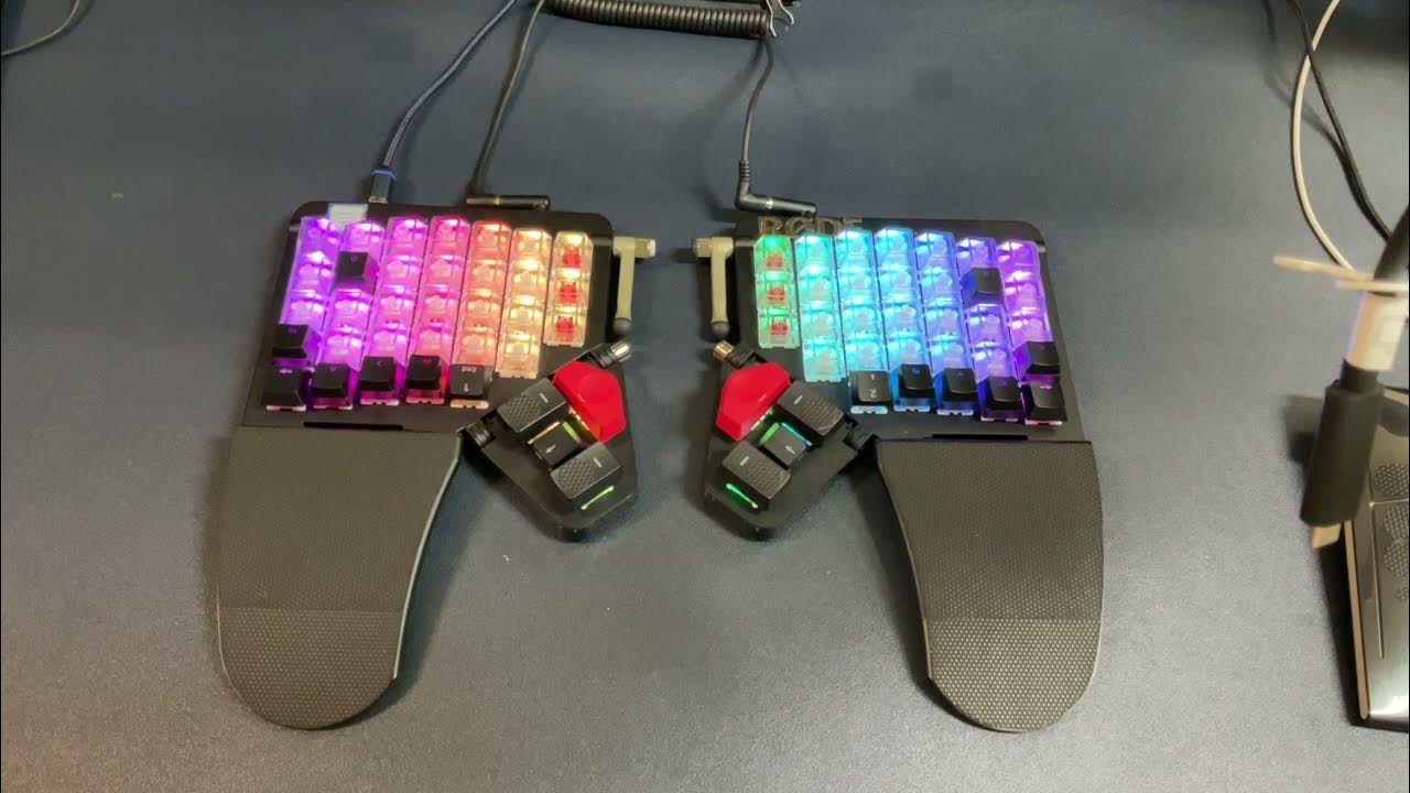 Moonlander Keyboard + Angry Miao glacier keycaps (Nonengraved Alpha