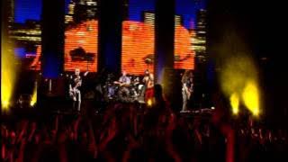 Red Hot Chili Peppers - Can't Stop - Live at Slane Castle [HD]