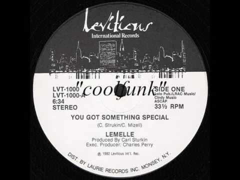 在 YouTube 上观看 Lemelle - You Got Something Special (12" Disco-Boogie 1982)