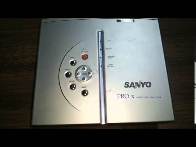 Sanyo Projector PLC -Sw20