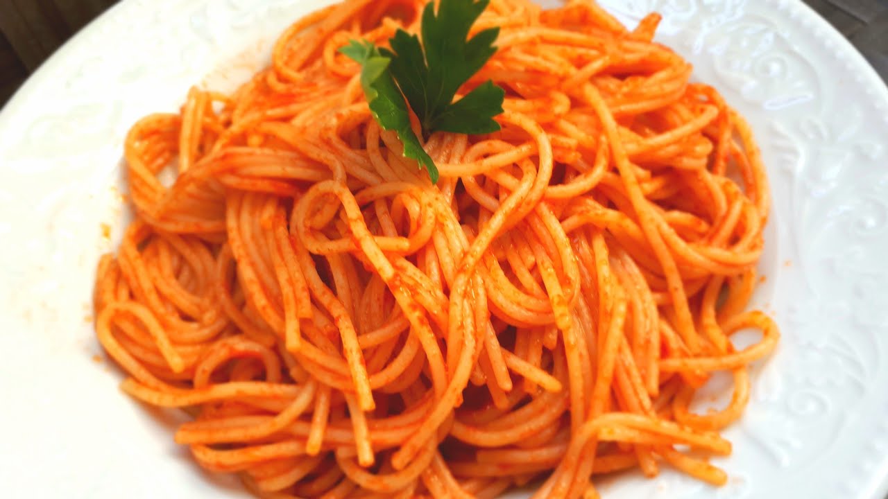 ⁣EN KOLAY SALÇALI SPAGETTİ MAKARNA TARİFİ | Salçalı soslu spagetti nasıl yapılır ?