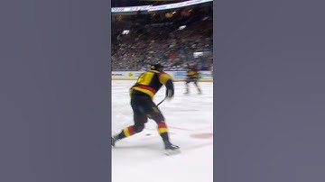 Pettersson Power Play 1-timers 🤌