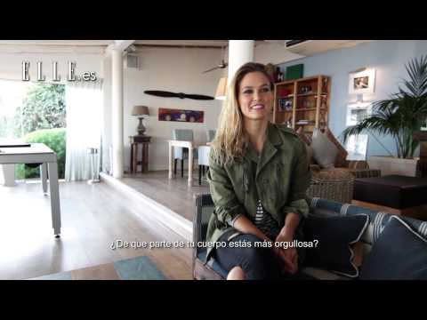 Cuatro minutos con Bar Refaeli | Elle España