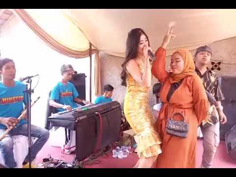 DEWI KLD - GURAT BUMI || KOPLO BAJIDOR - om JUNEETA Yg Jogednya Lucu Asik Banget