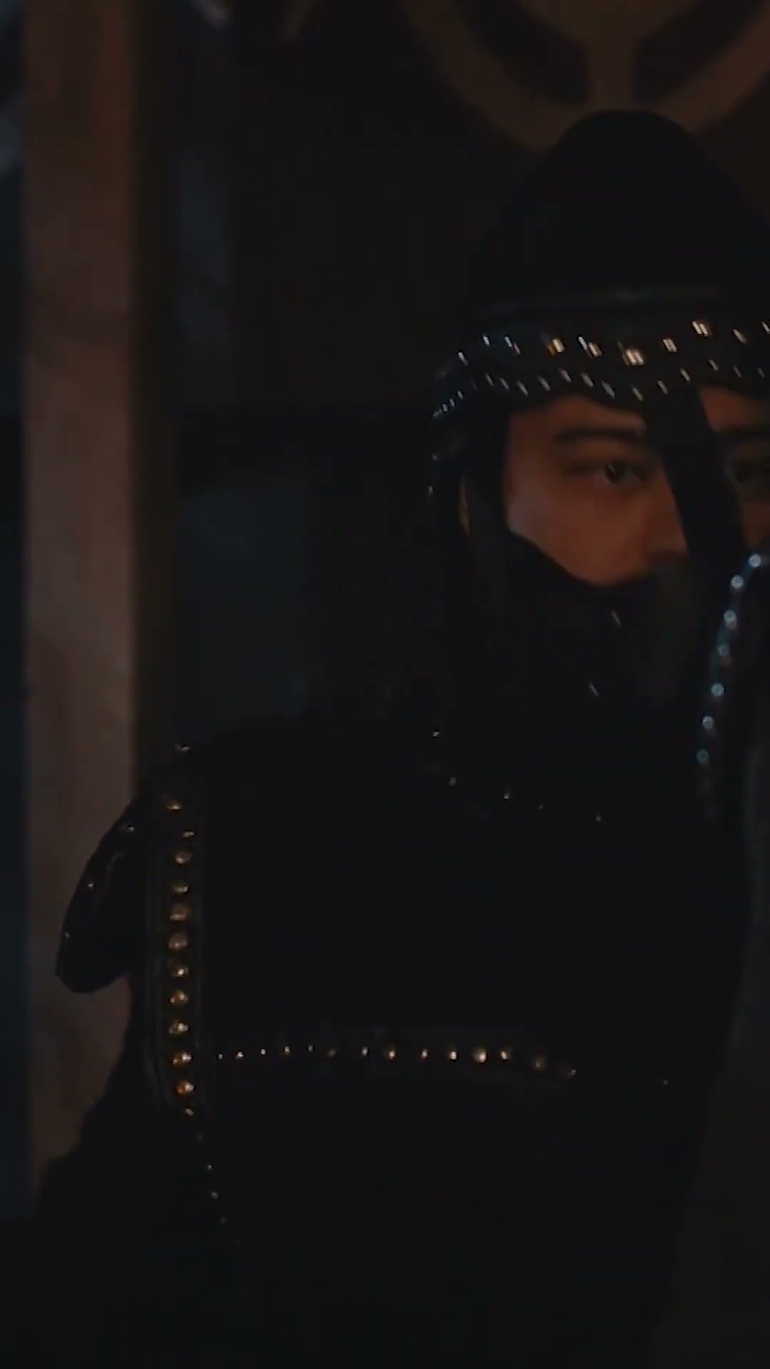 Osman Sahab, Mongolon ke darmiyaan! I Kurulus Osman Urdu #shorts