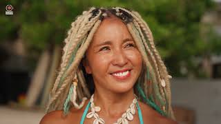 She Left City Life in Japan So Her Son Could Grow Up on an Island 🇵🇭