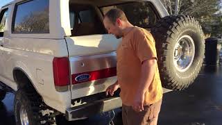 Full Size Bronco Rear Bumper Tire Carrier