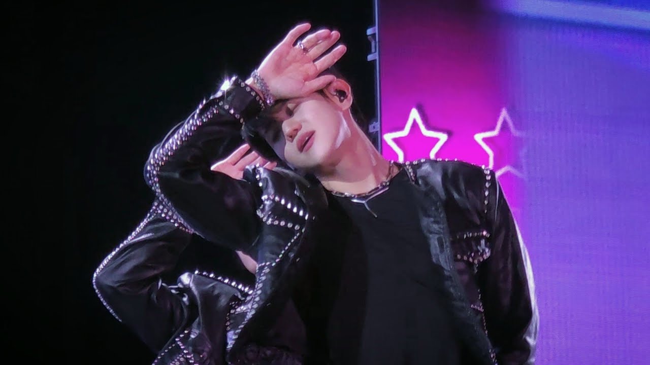 250920 하이라이트 콘서트 IN BANGKOK | 무대 위에서 날아다니는 양요섭 