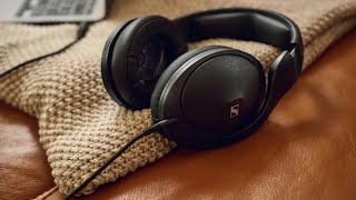 Sennheiser HD 620S headphone launched; offers 42mm drivers and is comfortable to wear.