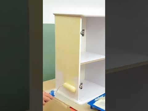 Vídeo: Como você restaura armários de cozinha de pinho nodoso?