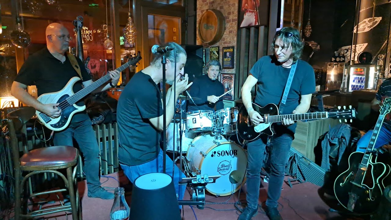 Blues Doctors - All Right Now