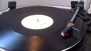 Download Lagu IRON MAIDEN - The number of the beast - (Maxi single - 1982) MP3