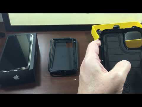 iphone-11-pro-max-and-otterbox-defender-case