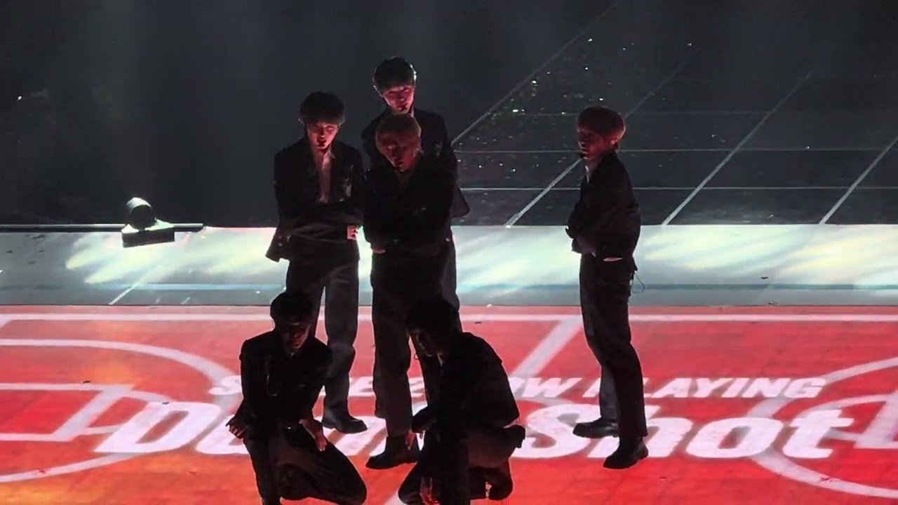 Dunk shot + hands up @250322 2025 NCT WISH ASIA TOUR LOG in Seoul 엔시티 위시