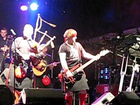 The Red Hot Chilli Pipers inverness hogmanay