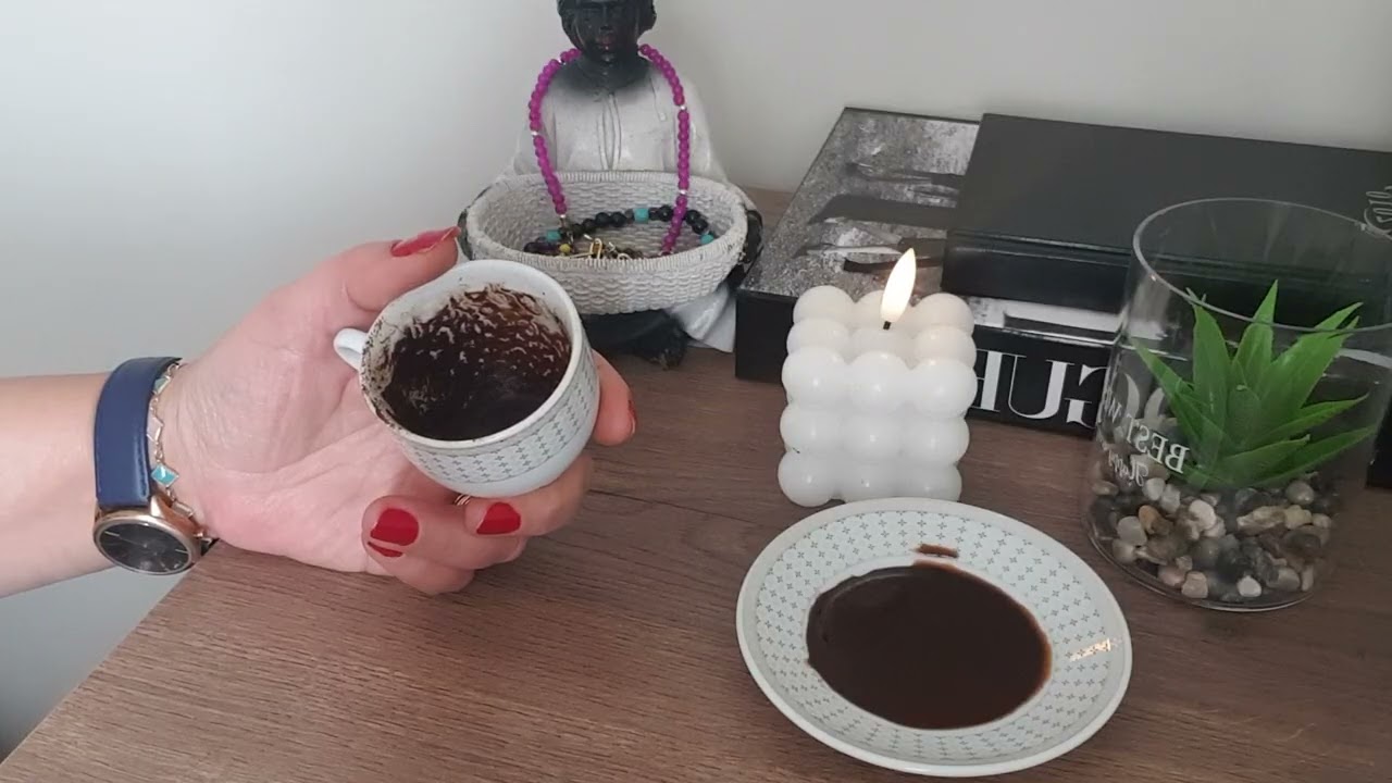 YAY BURCU OK YAYDAN ÇIKMIŞ KAHVE FALI