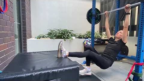 Single Leg Hamstring Bridge Eccentric Catch